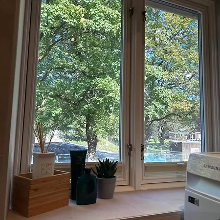Groups & Families, Free Parking, Three Bedrooms, Two Baths