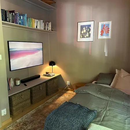 Groups & Families, Free Parking, Three Bedrooms, Two Baths